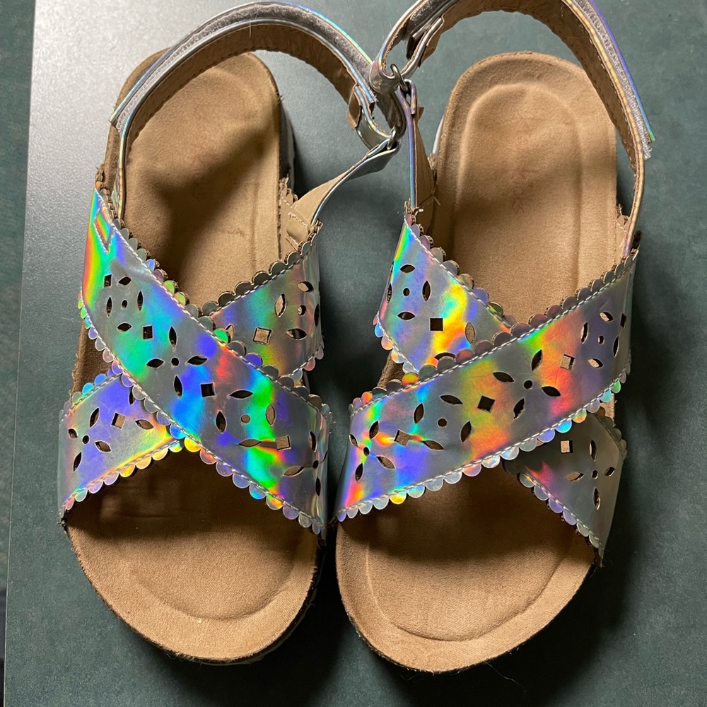 Least Kicks Sandles